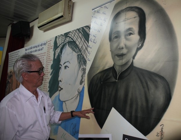 Lần đâu tiên ông Lê Sang (gốc Quảng Nam) nhìn thấy bức chân dung mẹ mình do người em trai họa