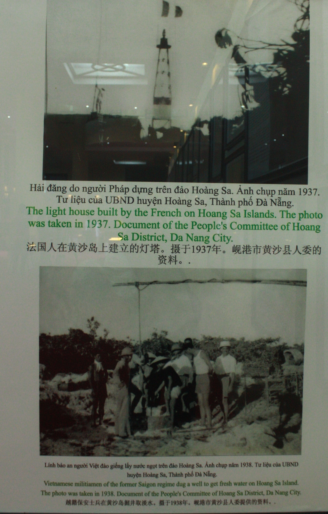 Lính bảo an người Việt đào giếng lấy nước trên đảo Hoàng Sa (ảnh chụp 1938)