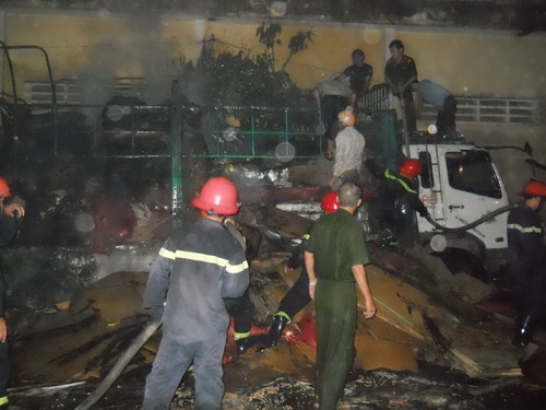 Hiện trường vụ cháy (ảnh Nguyễn Phúc - báo Bình Định).