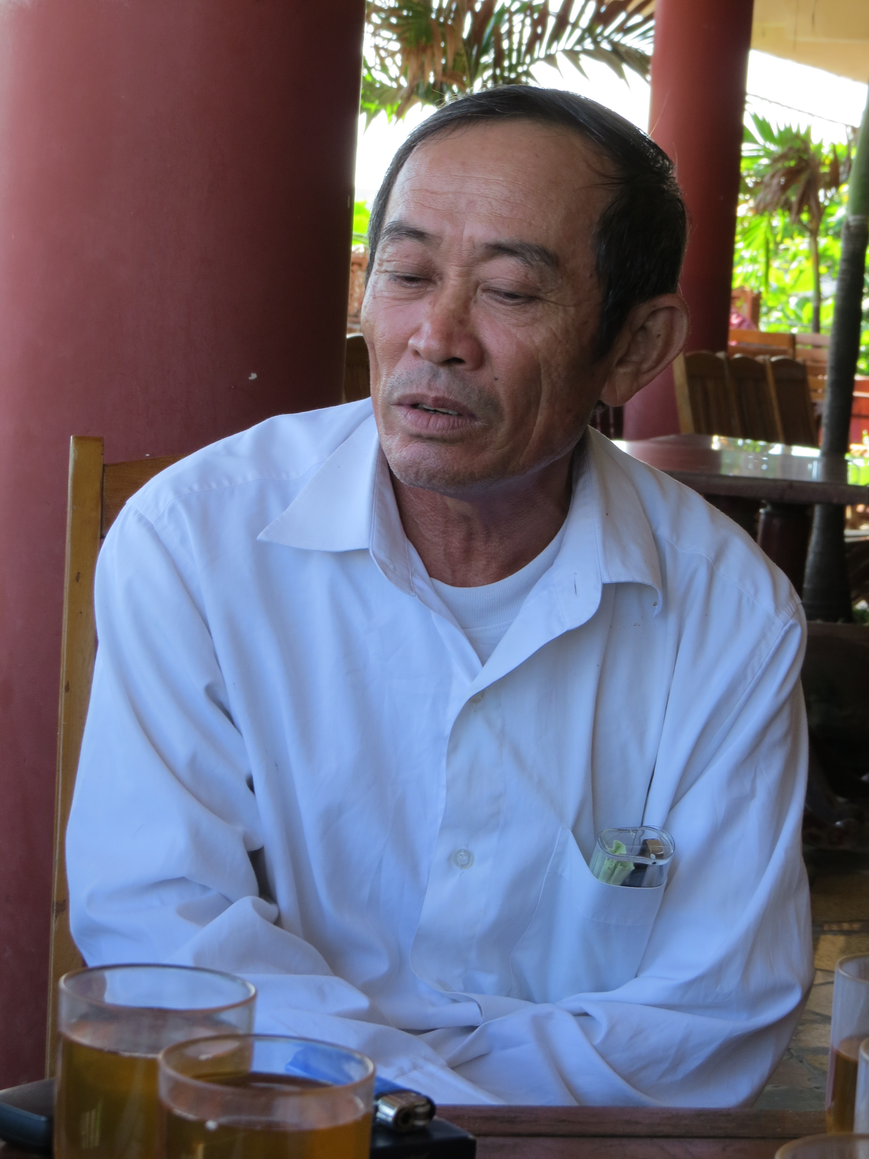 Ông Thân (cha ruột bị cáo Thành) chia sẻ với