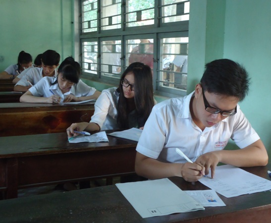Thí sinh dự thi tốt nghiệp THPT tại Bình Định. (Ảnh: Doãn Công)