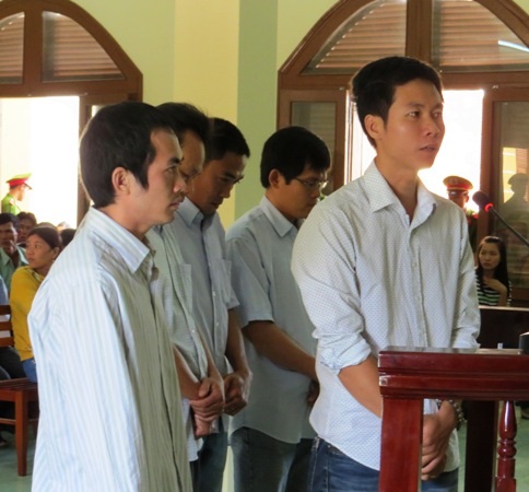 Gia đình nạn nhân tố cáo Phó trưởng công TP Tuy Hòa “đút lót” 20 triệu đồng