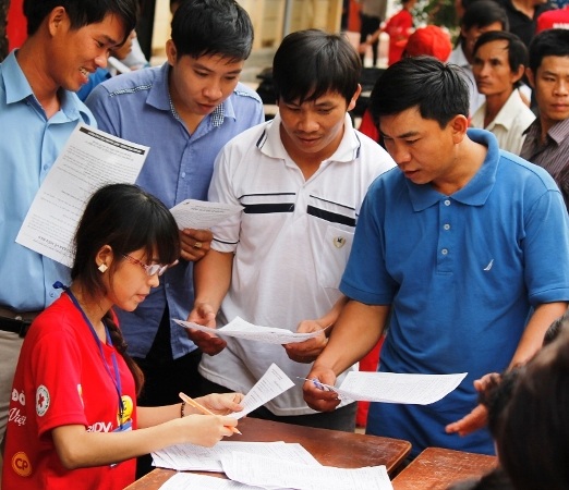 Người dân Quy Nhơn hăng hái đăng ký hiến máu