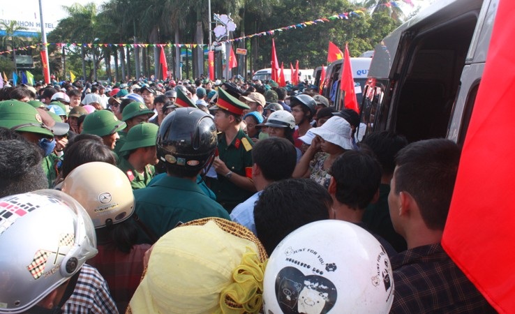 Bịn rịn lúc chia xa