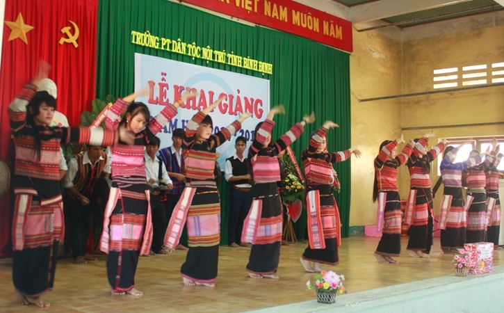 Chùm ảnh: Tưng bừng khai giảng năm học mới