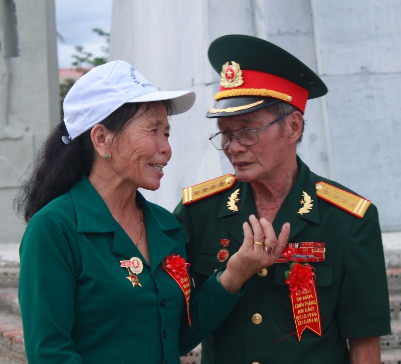 Những người đồng đội sau 50 năm gặp lại nơi chiến trường ác liệt