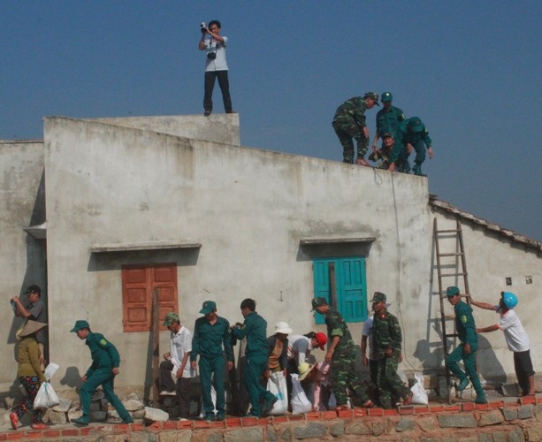 Chằng chống nhà cửa