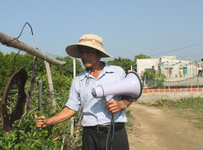 Báo đồng khi lũ lớn đang về
