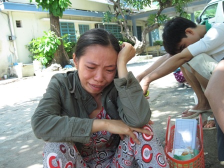 Bé Lê Hoài Ân đã không còn đau đớn vì những vết bỏng sâu - 1 Bé Lê Hoài Ân đã không còn đau đớn vì những vết bỏng sâu - 1