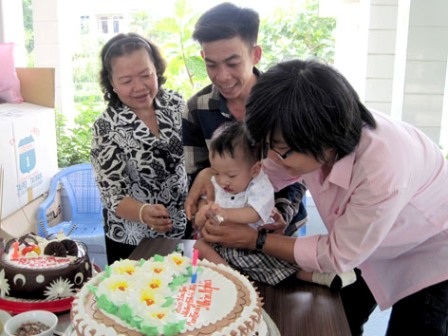 Mừng - lo ngày con trai Nhân Nghĩa tròn 1 tuổi - 7 Mừng - lo ngày con trai Nhân Nghĩa tròn 1 tuổi - 7