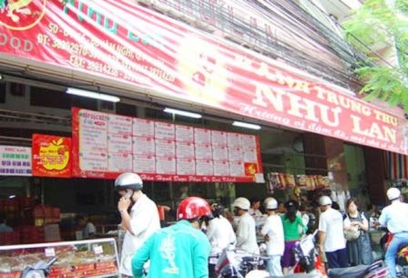 Muôn mặt thị trường trung thu trước “giờ chót” - 1 Muôn mặt thị trường trung thu trước “giờ chót” - 1