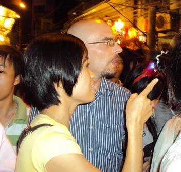 Nhộn nhịp phố đèn lồng đêm Trung thu - 3