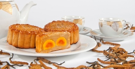 Bánh Trung thu Đông Trùng Hạ Thảo