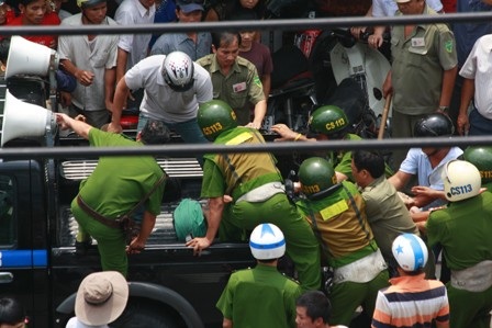 Một số hình ảnh PV Dân trí ghi nhận tại hiện trường.