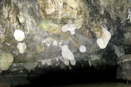 Đến lễ hội đền Trần chiêm ngưỡng “Vịnh Hạ Long trên cạn”