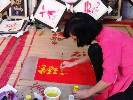 Có cả cô đồ trẻ măng