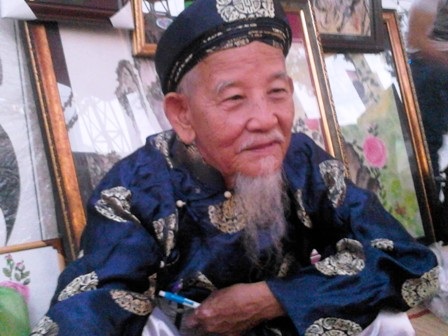 Từ 6-7 giờ sáng và 6-9 giờ tối là thời điểm đông khách tham quan nhất