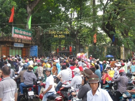 Dạo bước công viên ngày đầu năm - 1 Dạo bước công viên ngày đầu năm