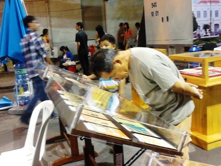 Đường sách 2013 hút khách ngày khai mạc - 8 Những quyển truyện xưa cũ gợi nhớ nhiều kỷ niệm với người già