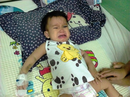 Thời gian còn lại của bé Nguyễn Minh Khôi chỉ còn khoảng 1 năm nếu không được điều trị đặc hiệu