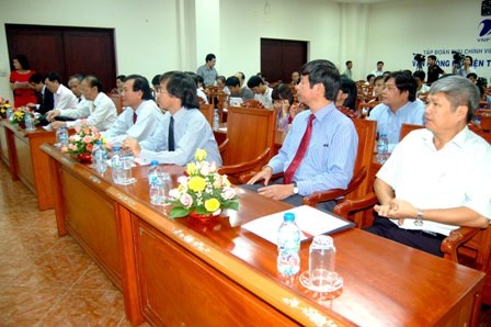 Họp báo phát động Giải thưởng Nhân tài Đất Việt 2013 tại TPHCM 