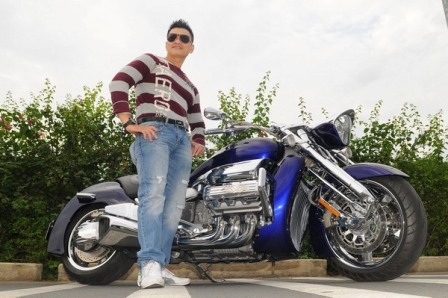 Công motor vạm vỡ bên “mãnh thú” Honda Valkyrie Rune - 3 Công motor vạm vỡ bên “mãnh thú” Honda Valkyrie Rune