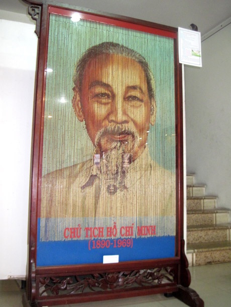 Chiêm ngưỡng chân dung Bác Hồ trên 4.500 ống trúc