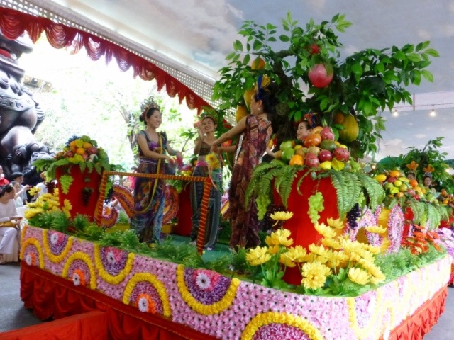 Chợ nổi trái cây Nam bộ 2013 đón du khách