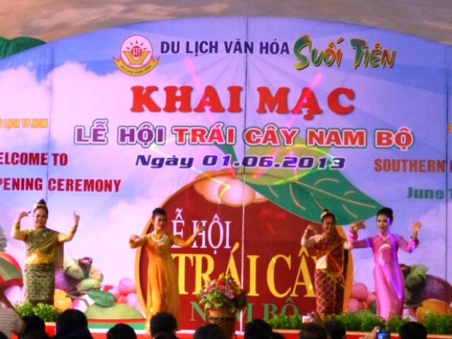 Chợ nổi trái cây Nam bộ 2013 đón du khách