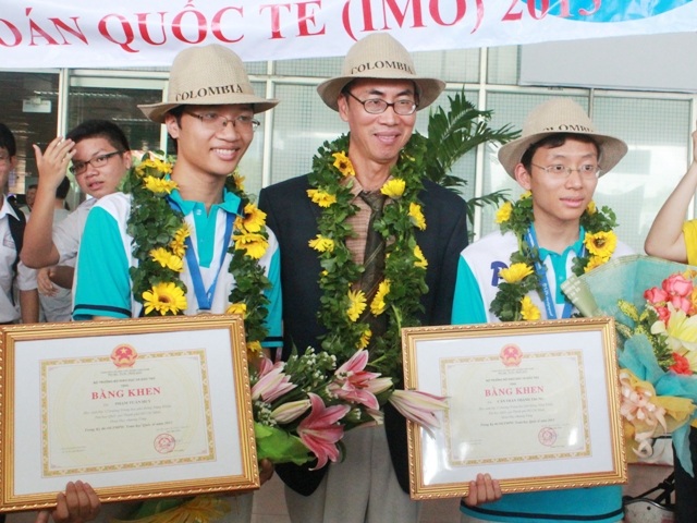 TS. Lê Bá Khánh Trình: “Tôi học được nhiều từ các em”