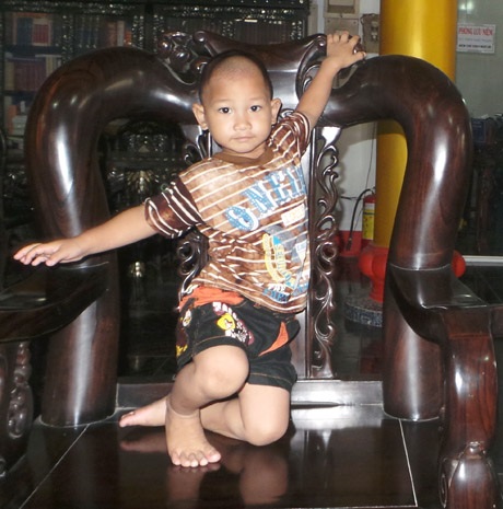 Hôm nay đây là một Nhân Hòa khỏe mạnh, siêu quậy cũng là nhờ duyên lành của Nhân Ái