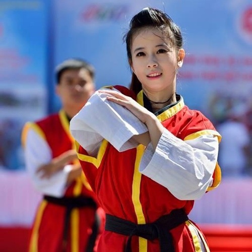 “Chàng trai vàng” Olympic Toán trở thành công dân trẻ tiêu biểu TPHCM - 2 Châu Tuyết Vân (ảnh: báo Thanh Niên)