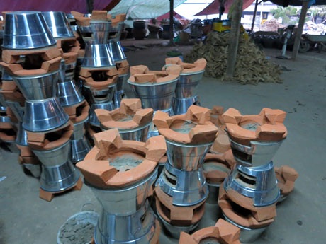 Những ông Táo sắp xuất xưởng.