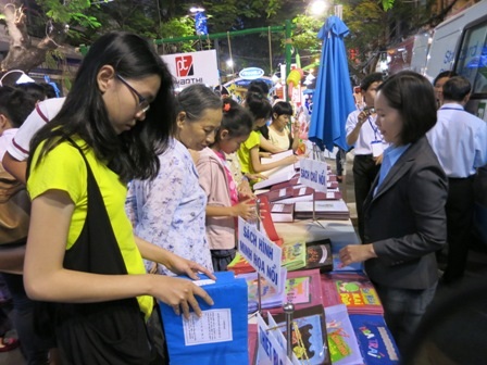 Khu sách mang chủ đề