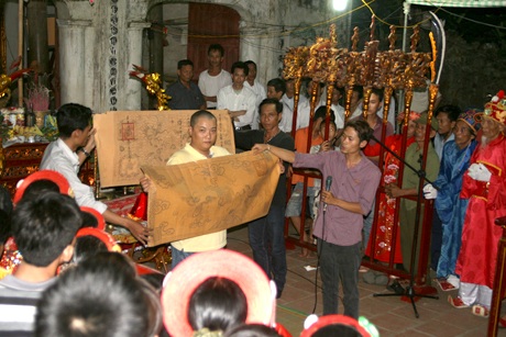 Trao trả sắc phong tại xã Nhuệ Giang, huyện Thường Tín, Hà Nội (ảnh tư liệu)