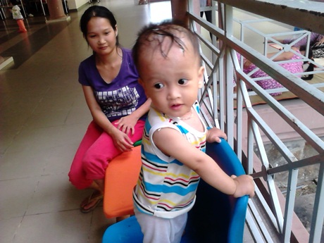 Hơn 144 triệu đồng đến với cháu bé hay ngất xỉu vì bệnh tim