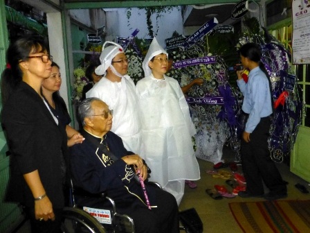 Phu nhân GS.TS Trần Văn Khê qua đời - 3 Tang lễ được tổ chức trang trọng tại tư gia
