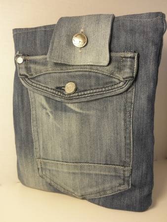 Độc đáo những túi đựng iPad từ chất liệu tái chế - 2