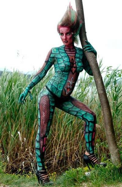 Lễ hội vẽ tranh trên cơ thể người lớn nhất thế giới - 10 Lễ hội vẽ tranh trên cơ thể người lớn nhất thế giới - 10