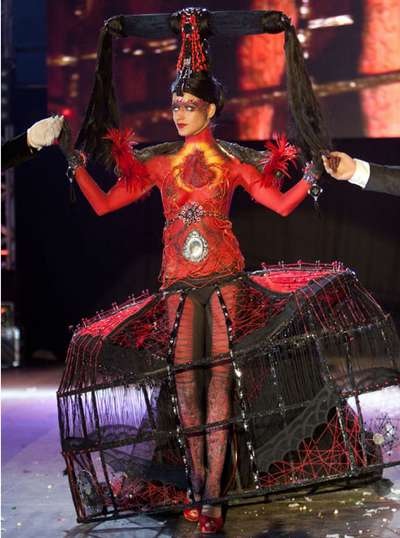 Lễ hội vẽ tranh trên cơ thể người lớn nhất thế giới - 6 Lễ hội vẽ tranh trên cơ thể người lớn nhất thế giới - 6