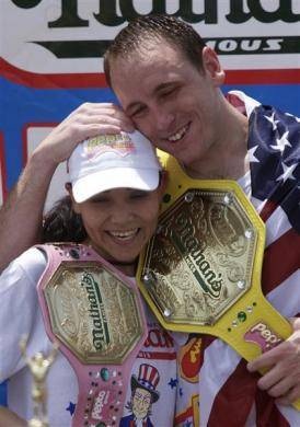 Thú vị cuộc thi ăn hot dog thường niên tại New York - 12 Thú vị cuộc thi ăn hot dog thường niên tại New York - 12