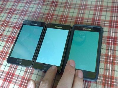 Dân công nghệ Hà Nội “mổ xẻ” Samsung Galaxy SII - 3 Dân công nghệ Hà Nội “mổ xẻ” Samsung Galaxy SII - 3