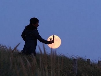 moon13_fbca3.jpg