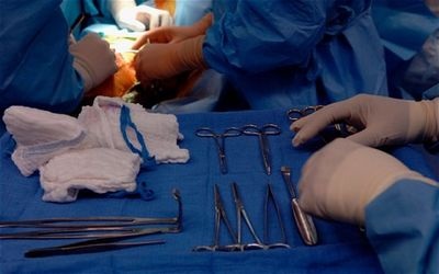 Phát hiện buồng trứng trong bụng bệnh nhân nam - 1 Phát hiện buồng trứng trong bụng bệnh nhân nam - 1