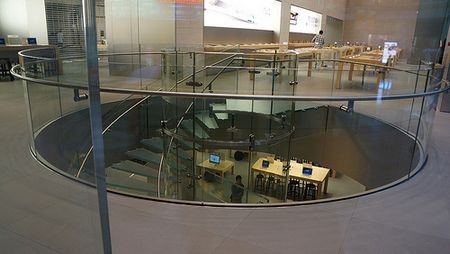 Bên trong cửa hàng Apple Store lớn nhất thế giới - 14 Bên trong cửa hàng Apple Store lớn nhất thế giới - 14