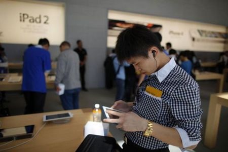 Bên trong cửa hàng Apple Store lớn nhất thế giới - 9 Bên trong cửa hàng Apple Store lớn nhất thế giới - 9