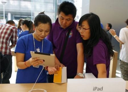 Bên trong cửa hàng Apple Store lớn nhất thế giới - 10 Bên trong cửa hàng Apple Store lớn nhất thế giới - 10