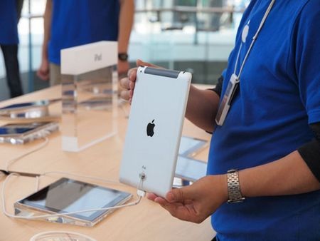 Bên trong cửa hàng Apple Store lớn nhất thế giới - 8 Bên trong cửa hàng Apple Store lớn nhất thế giới - 8