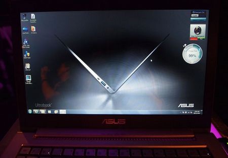 “Sờ tận tay” laptop siêu mỏng Zenbook của Asus - 13