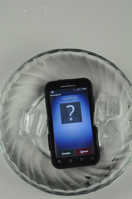 Motorola Defy Plus “nồi đồng cối đá” tại Việt Nam - 13